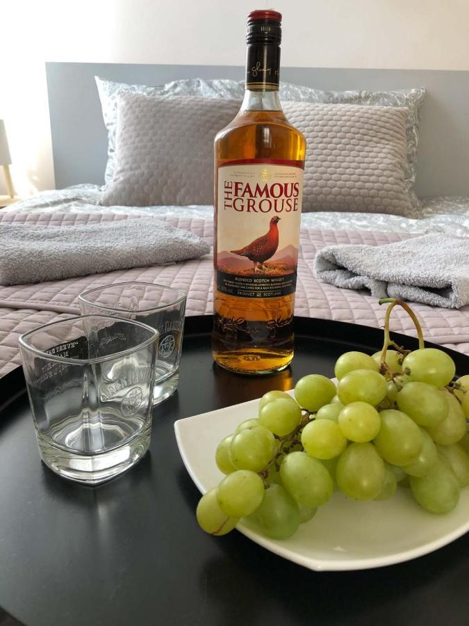 Bankowa 8 Guest Rooms ジェロナ・グラ エクステリア 写真