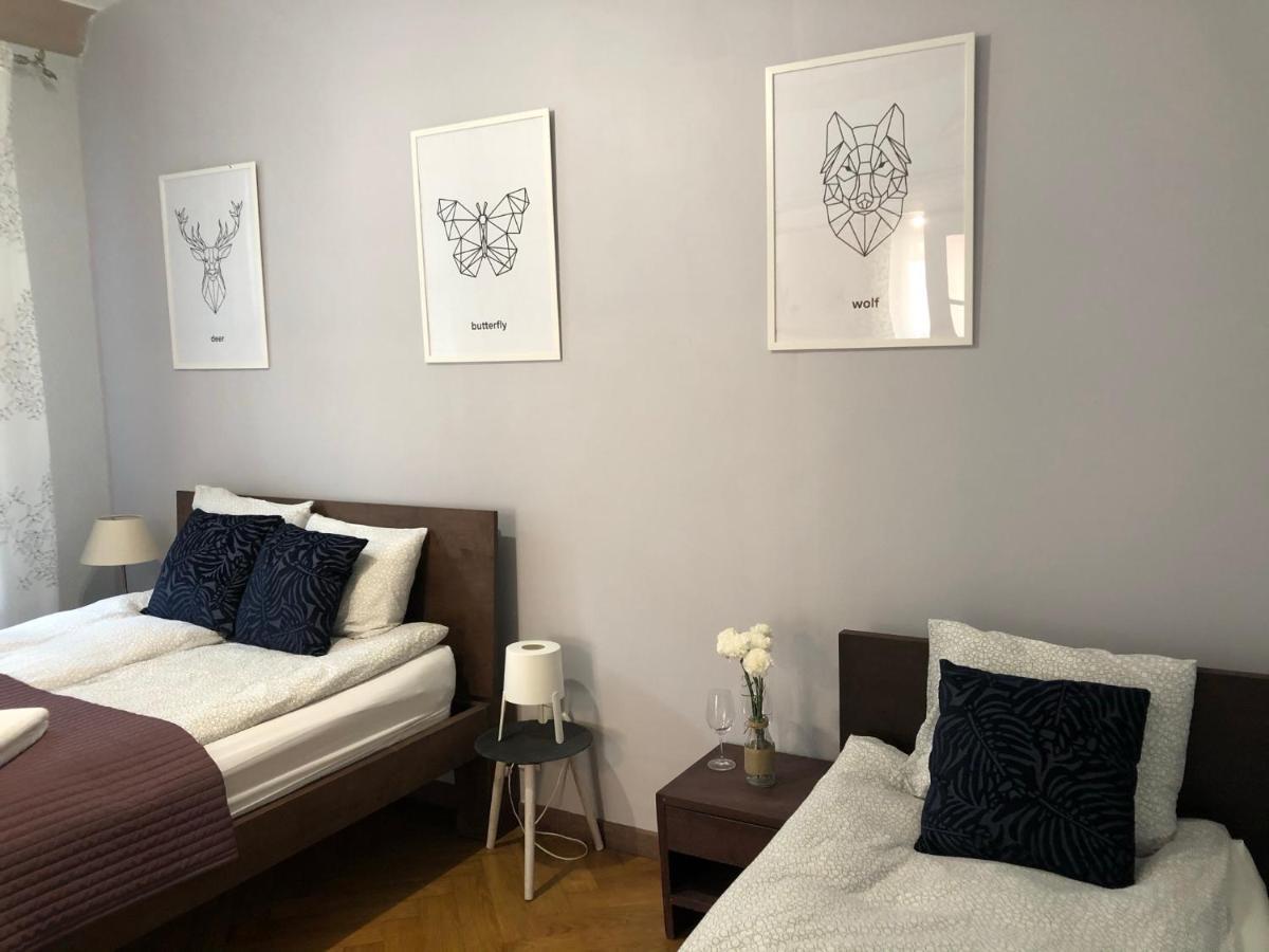 Bankowa 8 Guest Rooms ジェロナ・グラ エクステリア 写真